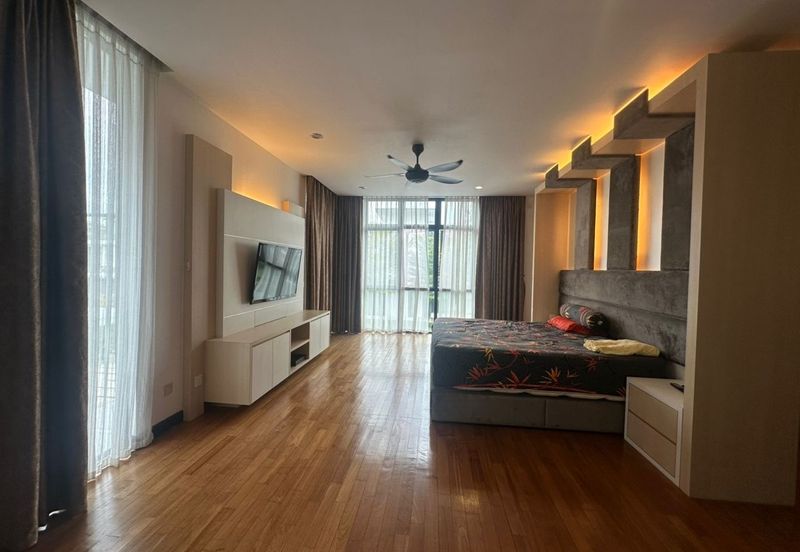 The Straits View Residences