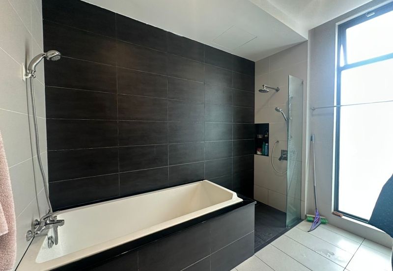 The Straits View Residences