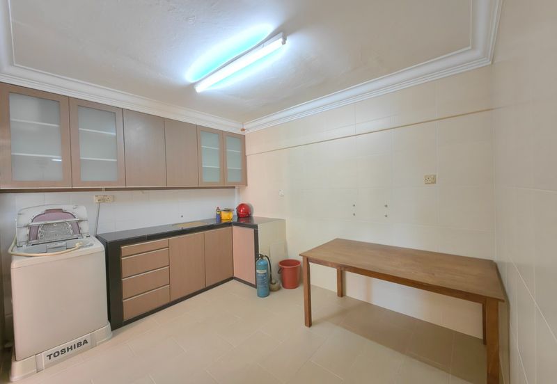 Flat Taman Plentong Utama