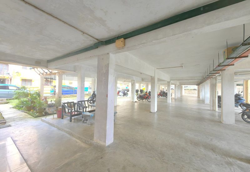 Flat Taman Plentong Utama