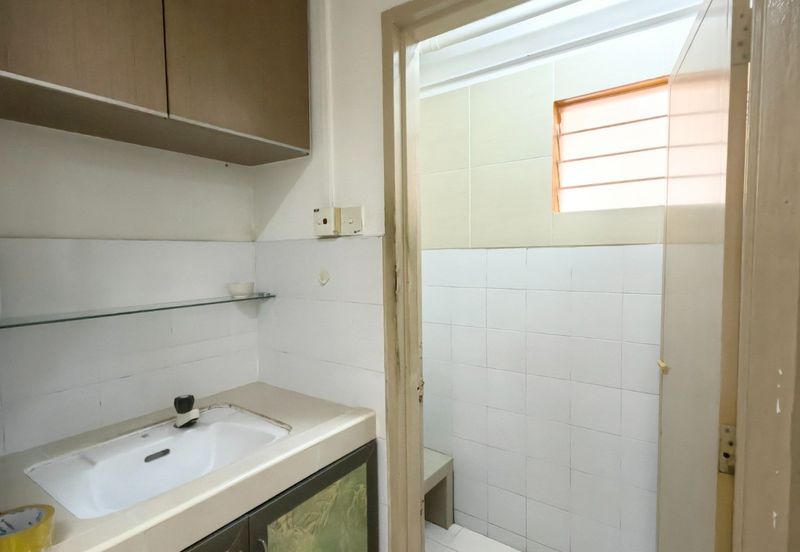 Flat Taman Plentong Utama