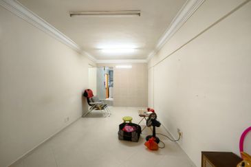 Flat Taman Plentong Utama