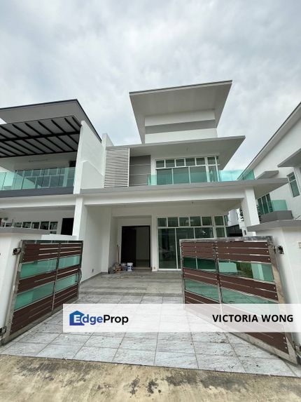 Jalan Kempas Utama Double Storey Cluster House, Johor, Johor Bahru