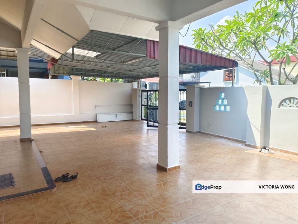 Megah Ria Double Storey Semi D Jalan Api-Api Masai Johor, Johor, Masai