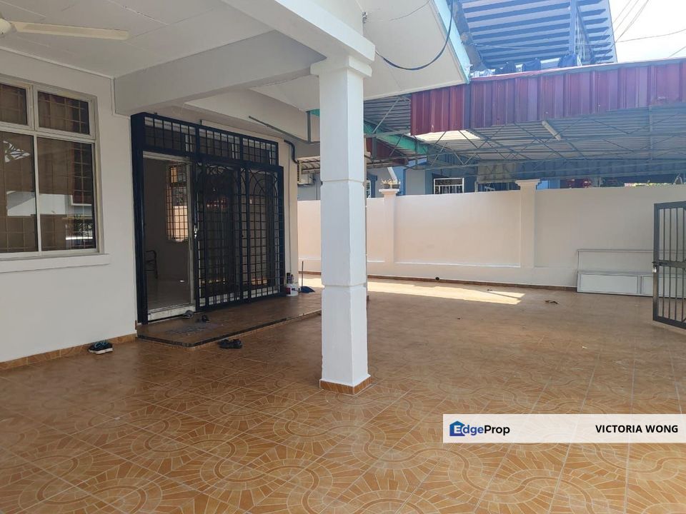 Megah Ria Double Storey Semi D Jalan Api-Api Masai Johor, Johor, Masai