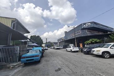 Kawasan Perindustrian Tampoi