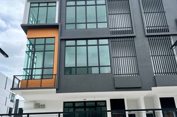 Pelangi Avenue Taman Pelangi