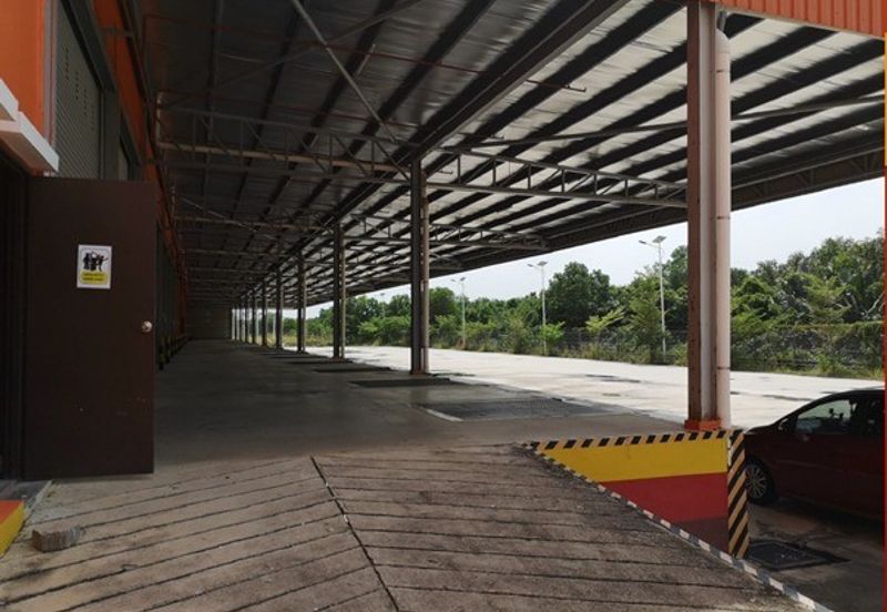 Jalan Pelabuhan Johor Port