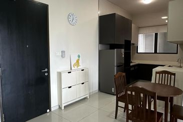 Baypoint @ Country Garden Danga Bay