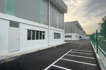 Senai New Semi-Detached Factory