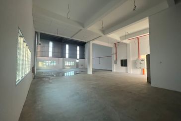 Senai New Semi-Detached Factory