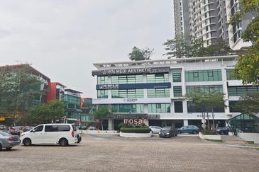 The LakeFront @ Southkey