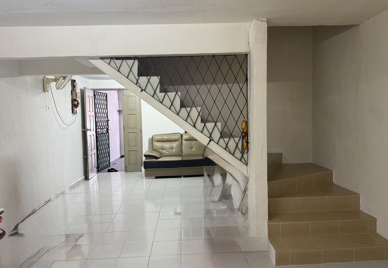 Taman Plentong Utama