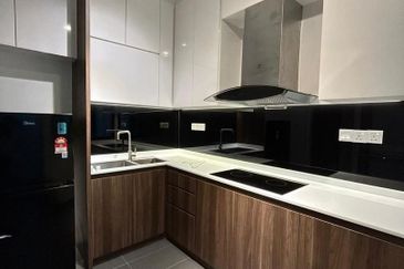 Mon Bisca, Bandar Baru Permas Jaya