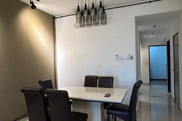 Mon Bisca, Bandar Baru Permas Jaya