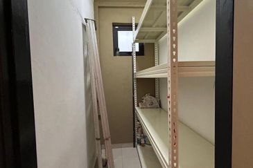 Mon Bisca, Bandar Baru Permas Jaya