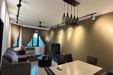 Mon Bisca, Bandar Baru Permas Jaya