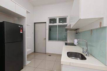 MANHATTAN @ Austin Heights