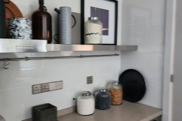 Emerald Bay @ Puteri harbour