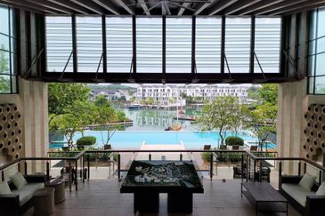 Emerald Bay @ Puteri harbour