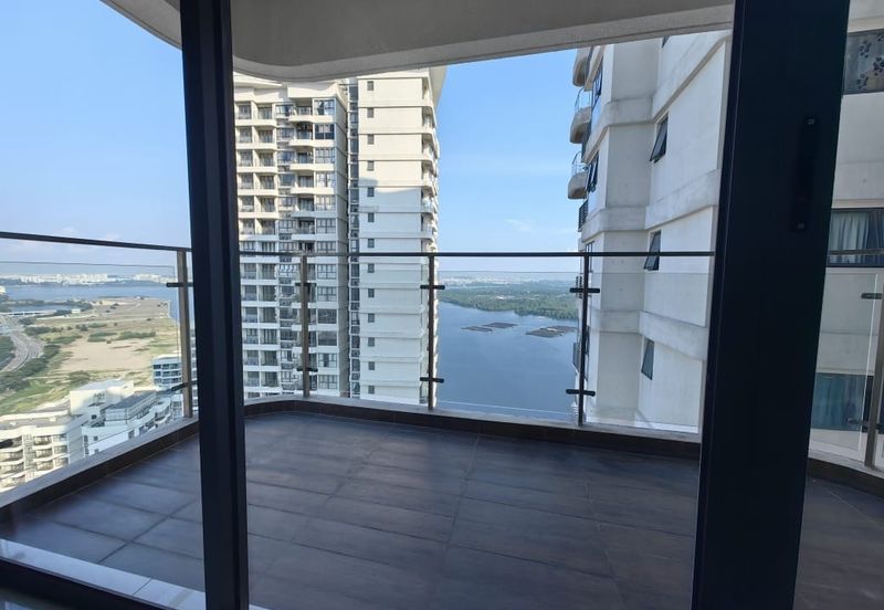 Bay Laurel @ Country Garden Danga Bay