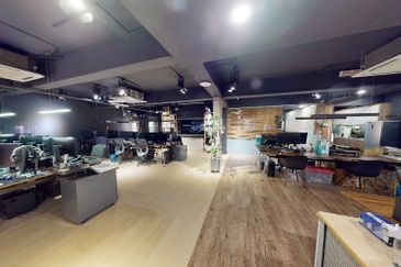 Pusat Perdagangan Danga Utama