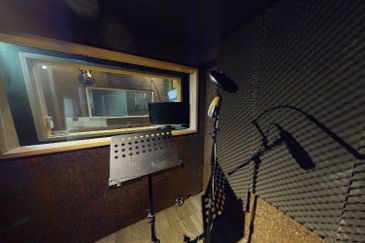 Pusat Perdagangan Danga Utama