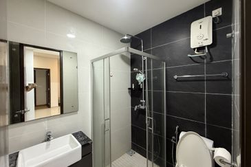 Kings Bay Country Garden @Danga Bay