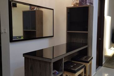 Baypoint @ Country Garden Danga Bay