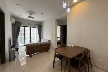 Baypoint @ Country Garden Danga Bay