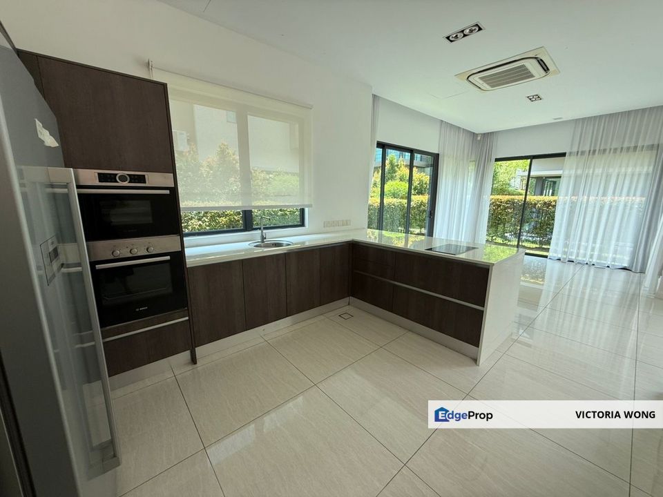 Bayou Creek Leisure Farm Double Storey Semi-Detached @ Gelang Patah Johor , Johor, Gelang Patah