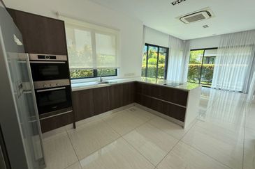 Bayou Creek, Leisure Farm