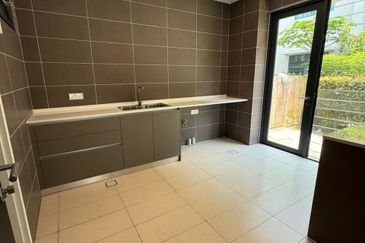 Bayou Creek, Leisure Farm