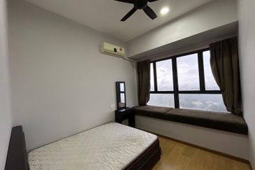 Baypoint @ Country Garden Danga Bay