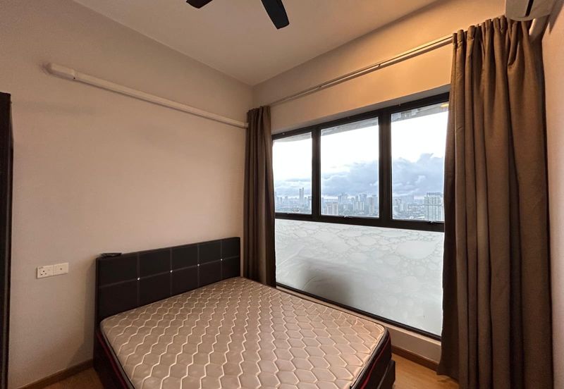 Baypoint @ Country Garden Danga Bay