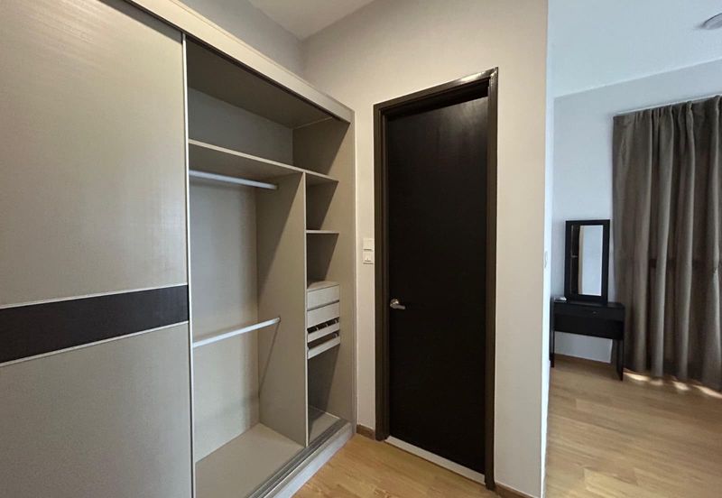 Baypoint @ Country Garden Danga Bay