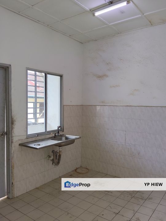 Kempas Apartment for SALE (Corner unit) ( Below Market ), Johor, Johor Bahru