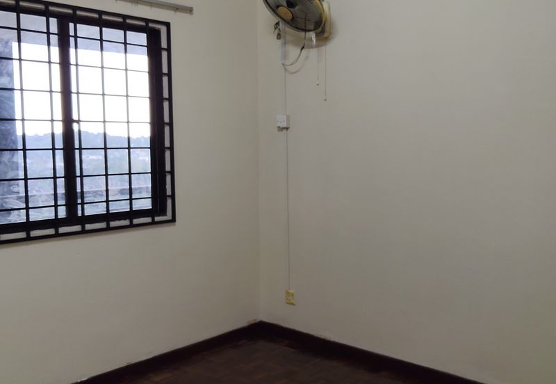 Seri Mutiara Apartment, Bandar Baru Seri Alam