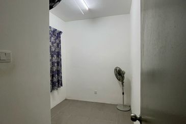 Pangsapuri Ernesta |Desa Aman | Padang Serai | Kedah | Hak Milik Kekal | Lot Bukan Bumi  - FOR SALE