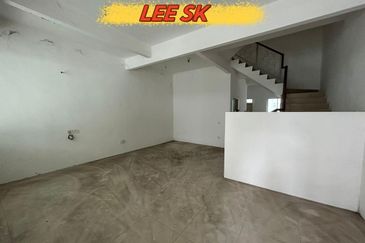 3 Storey Terraced | Taman Villa Seri Setia | Bukit Mertajam | Penang - FOR SALE
