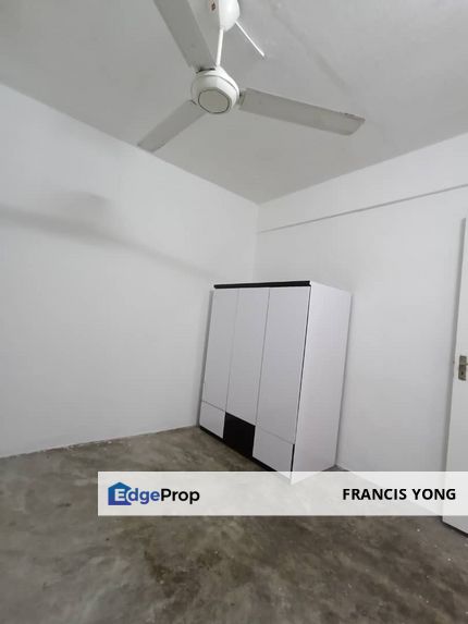 Taman Ungku Tun Aminah Low Cost Flat, Johor, Skudai