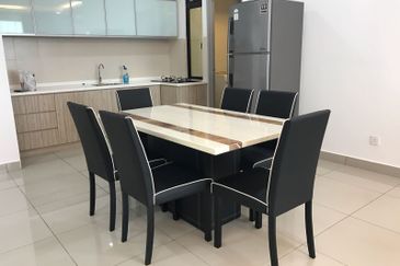 Austin Regency 2+1B2B Apartment