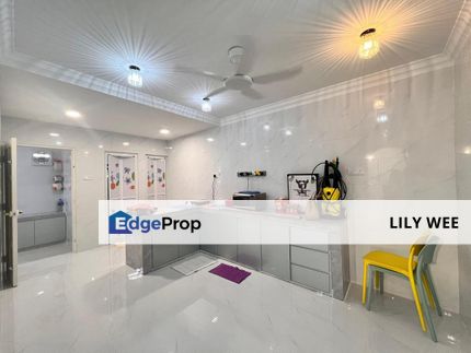 Taman Universiti Single Storey - Renovated Unit , Johor, Skudai