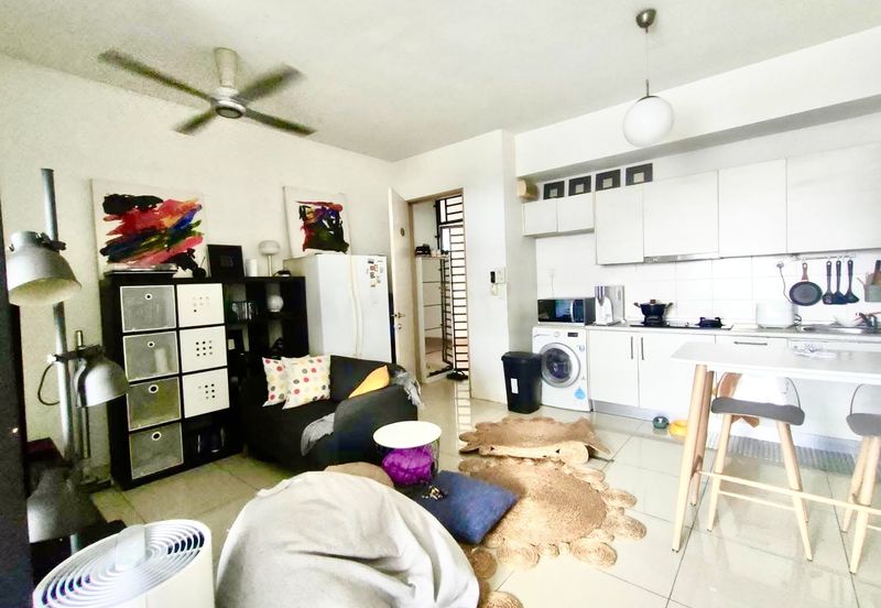 Dedaun Hijau (Greenfield Regency)