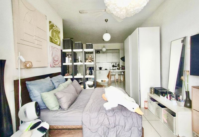 Dedaun Hijau (Greenfield Regency)