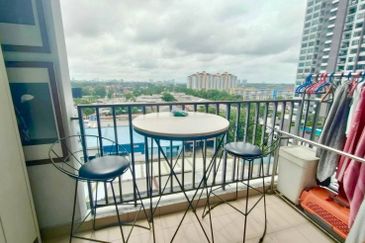 Dedaun Hijau (Greenfield Regency)