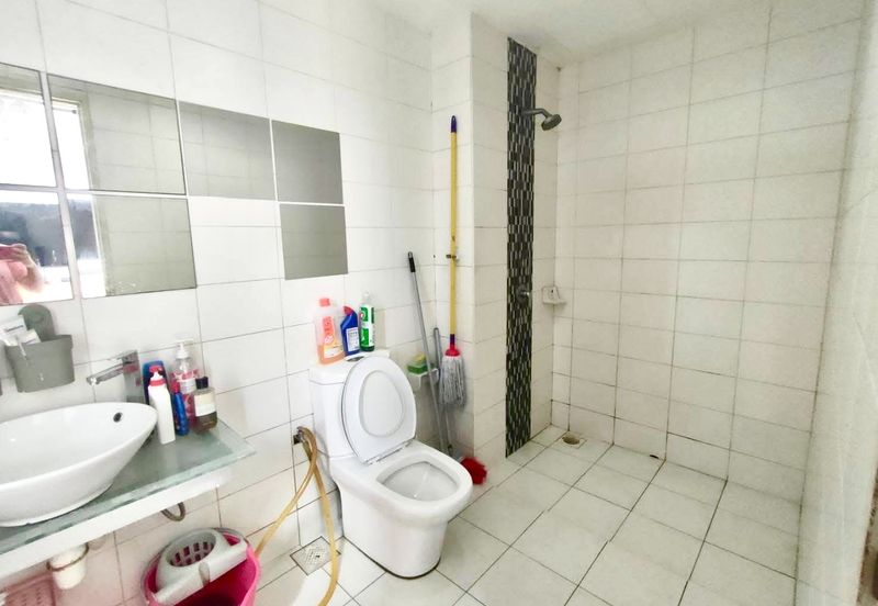 Dedaun Hijau (Greenfield Regency)