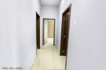 3 bedrooms / 2 carpark lot 