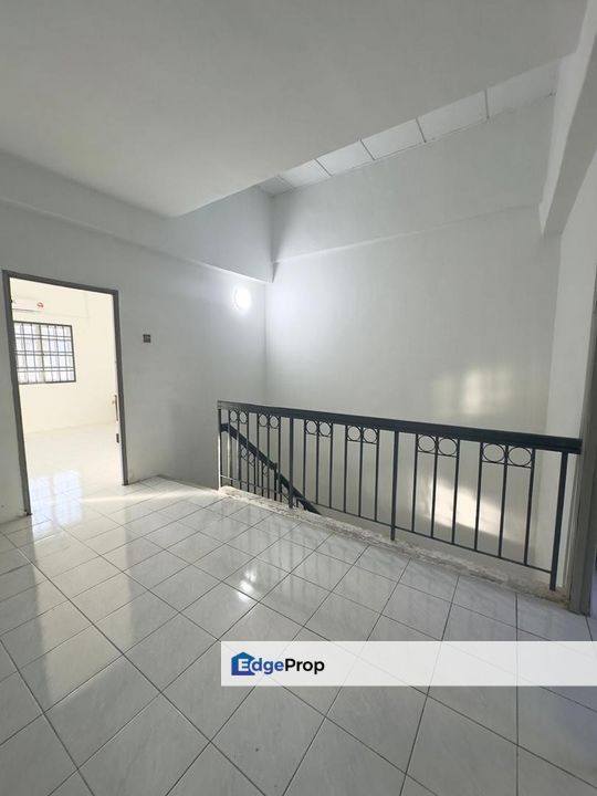 Tmn Sri Putri - Double Storey Terrace House , Johor, Kulai