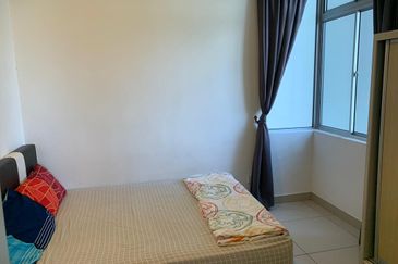 Puteri Cove Residences